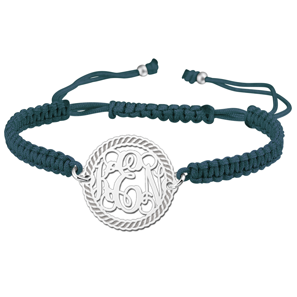 Armband mit Buchstaben und Initialen