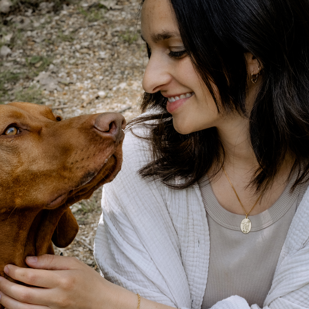 Goldener Kettenanhänger mit Namensgravur Hund Pitbull