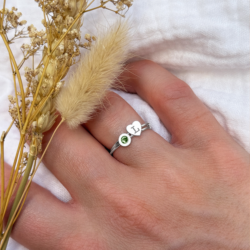 Silberner Ring mit Herz und Initialen