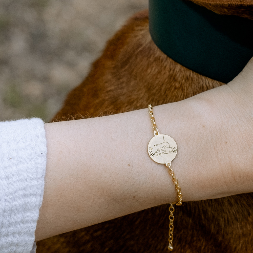 Goldenes Armband mit Hund Shar Pei