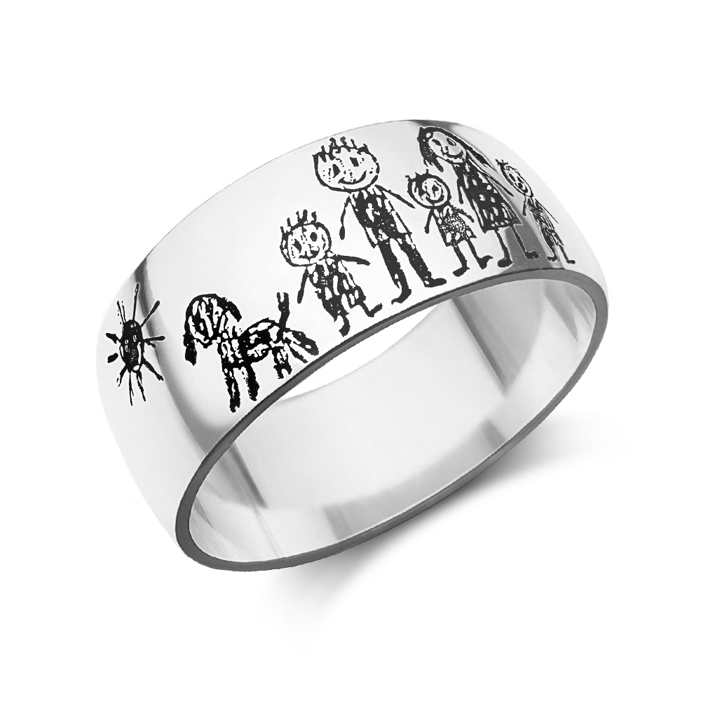 Silberner gewölbter Ring mit Gravur der Kinderzeichnung
